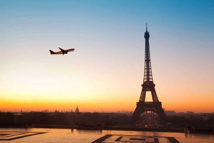 Travel Industry In Paris